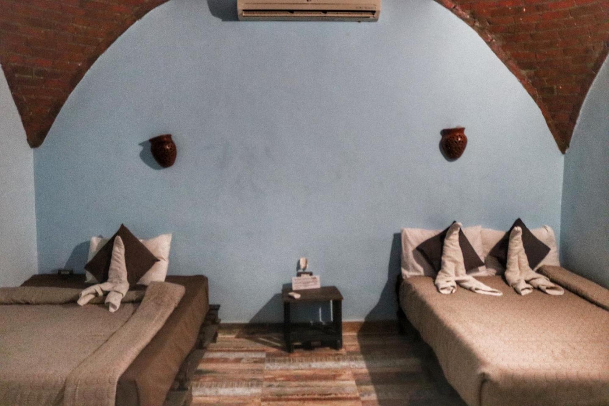 Hadouta Masreya Nubian Guest House Aswan Buitenkant foto